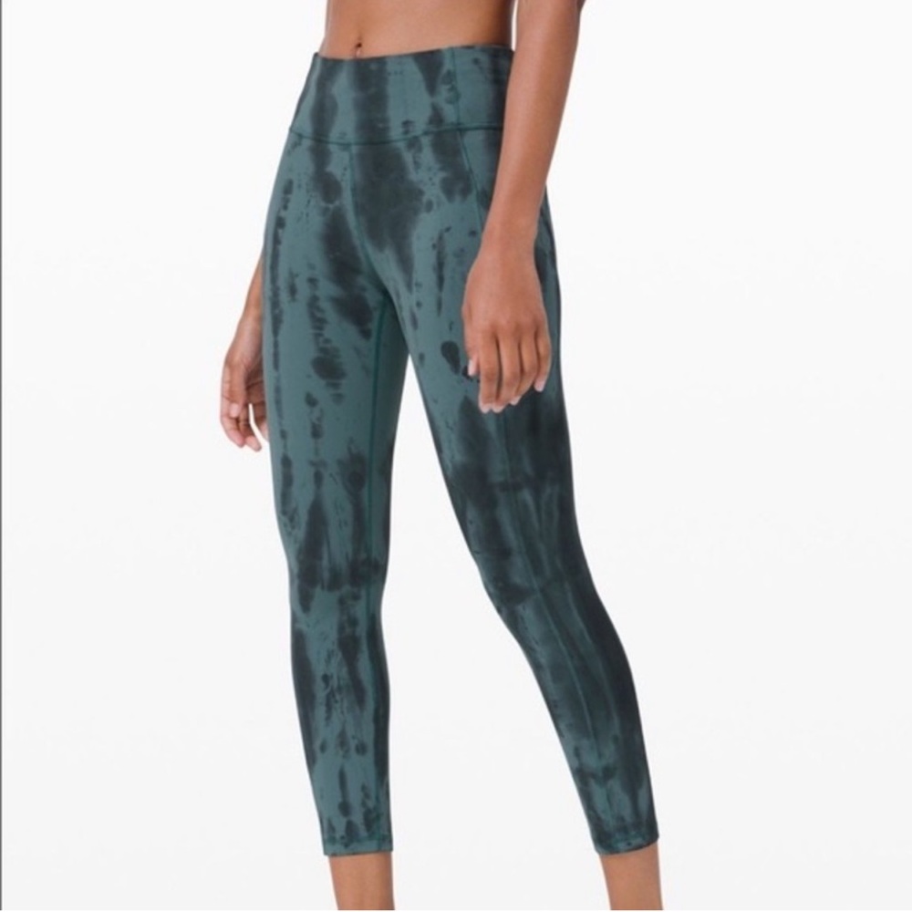 Lulu Lemon Invigorate High-Rise Tight: Size 6